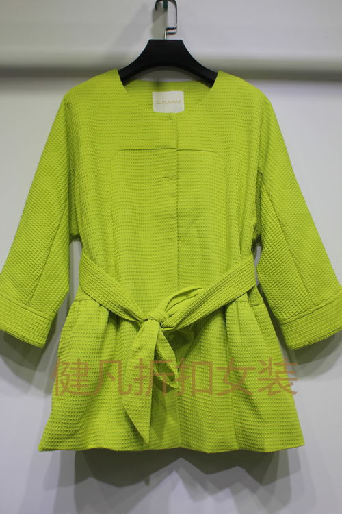 品牌折扣女裝批發(fā)與服裝尾貨批發(fā)的市場(chǎng)機(jī)遇